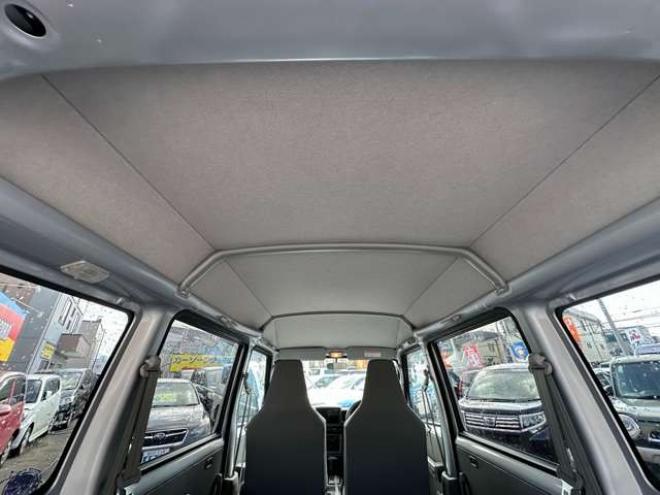 ミニキャブバン CD ハイルーフ 4WD　4WD切替スイッチ　FM/AMラジオ 660