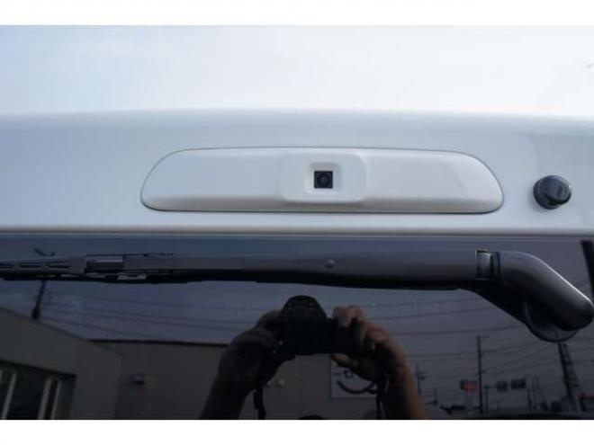 ハイエースバン2.8 スーパーGL ダークプライム S ロングボディ ディーゼルターボ 4WD　ダークプライムS　登録済未使用車　4WD　両側パワースライドドア　デジタルインナーミラー　全方位カメラ　バックカメラ　寒冷地仕様　プッシュスタート　スマートキー　415COBRAフラットベッドキット 登録済未使用車 2800