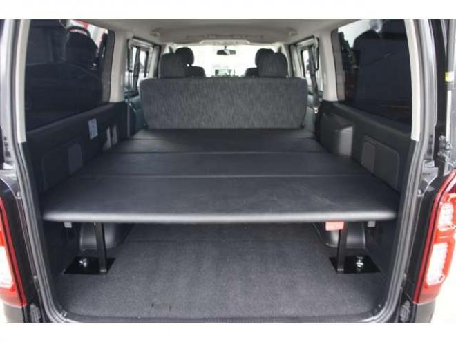 レジアスエース2.8 スーパーGL ダークプライム ロングボディ ディーゼルターボ 4WD　415COBRAオフィシャルコンプリート　ファントムヘッドライトシステム&新作HP-6　18インチホイール&フェイスリフトキット&フルエアロ&フローティングリップ&ローフォルムフェンダー　玄武2インチダウンブロック 2800