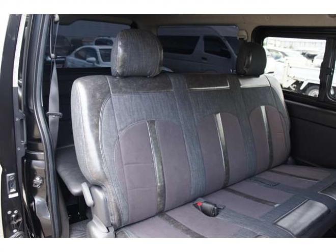 レジアスエース2.8 スーパーGL ダークプライム ロングボディ ディーゼルターボ 4WD　415COBRAオフィシャルコンプリート　ファントムヘッドライトシステム&新作HP-6　18インチホイール&フェイスリフトキット&フルエアロ&フローティングリップ&ローフォルムフェンダー　玄武2インチダウンブロック 2800