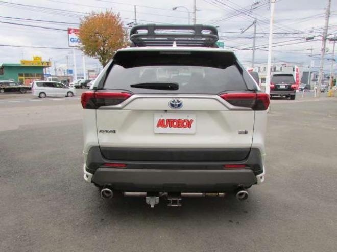RAV-42.5 ハイブリッド G E-Four 4WD　ヒッチメンバー/パワーバックドア/アップサス/モデリスタエアロ/サンルーフ/ビルトインETC/シートヒーター/ステアリングヒーター/フルセグTV/バックカメラ/サイドカメラ/ 2500