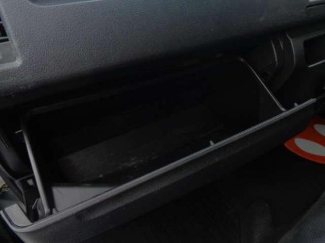 ハイエースバン2.8 DX ロング ディーゼルターボ 4WD　寒冷地仕様　　丸目クラシックヘッドライトキット　415COBRA　SAFARIフロントリップスポイラー　16インチアルミ&トーヨーH30　リアヒーター　リアエアコン 2800