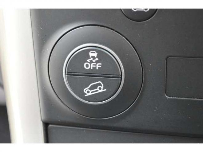 エスクード2.4 ランドブリーズ 4WD　ワンオーナー特別仕様車4WD横滑り防止装置クルーズコントロールSDナビTVバックカメラHIDライト電動ガラスサンルーフクルーズコントロール 2400