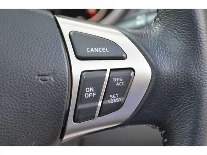 エスクード2.4 ランドブリーズ 4WD　ワンオーナー特別仕様車4WD横滑り防止装置クルーズコントロールSDナビTVバックカメラHIDライト電動ガラスサンルーフクルーズコントロール 2400