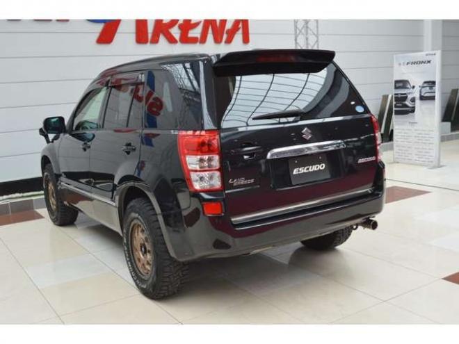 エスクード2.4 ランドブリーズ 4WD　特別仕様車サンルーフSDナビTVバックカメラ 2400