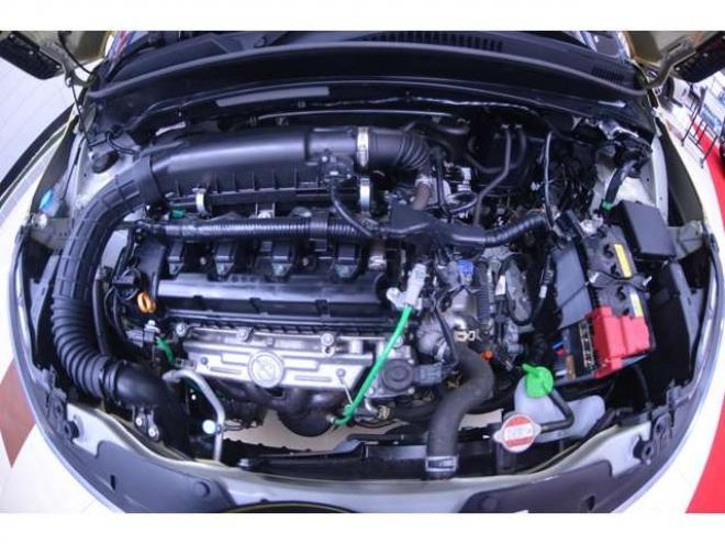 イグニス1.2 ハイブリッド MG 4WD　ワンオーナー車ハイブリッド4WDセーフティサポート搭載デュアルカメラブレーキサポートアイドリングストップ全方位モニター付ナビTV横滑り防止装置シートヒーター 1200