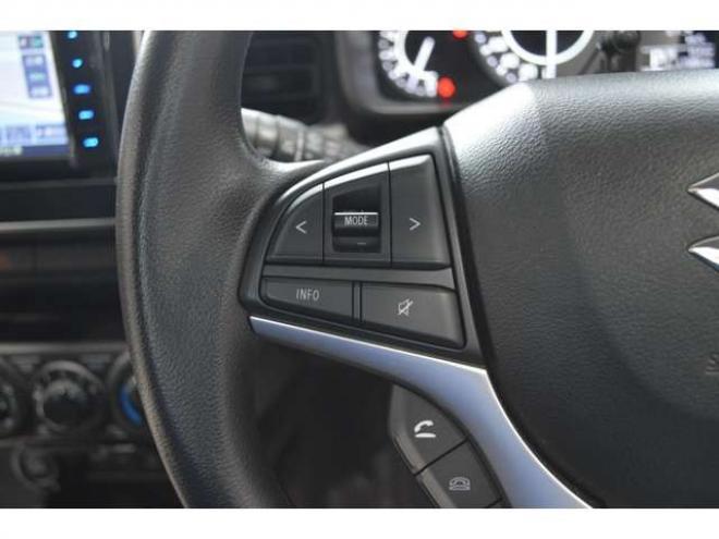 イグニス1.2 ハイブリッド MG 4WD　ワンオーナー車ハイブリッド4WDセーフティサポート搭載デュアルカメラブレーキサポートアイドリングストップ全方位モニター付ナビTV横滑り防止装置シートヒーター 1200