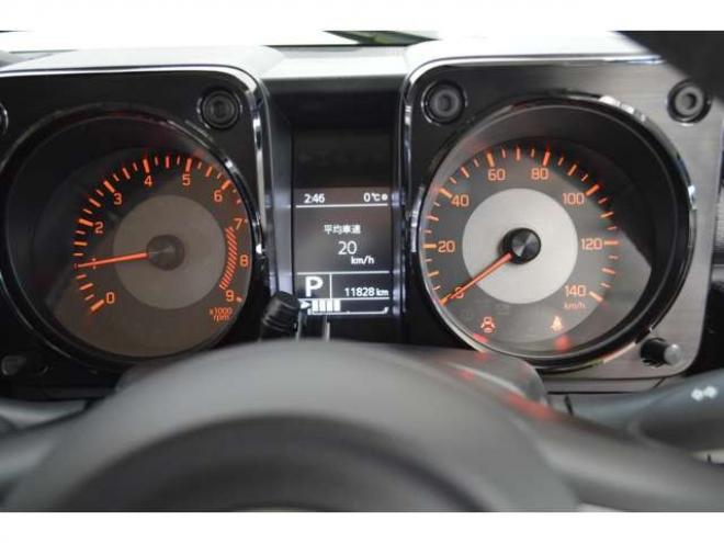 ジムニーXC 4WD　ワンオーナー車4WDターボセーフティサポート搭載アイドリングストップ横滑り防止装置7インチディスプレイモニターETCハイビームアシストLEDライトクルーズコントロール 660