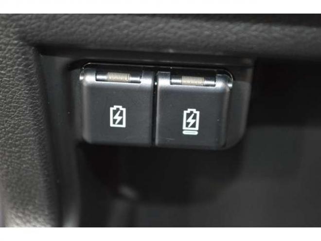 クロスビー1.0 ハイブリッド MV 4WD　レンタアップ車ハイブリット4WDターボセーフティサポート搭載アダプティブクルーズコントロール7インチナビTVバックカメラETCアダプティブクルーズコントロールハイビームアシスト 1000