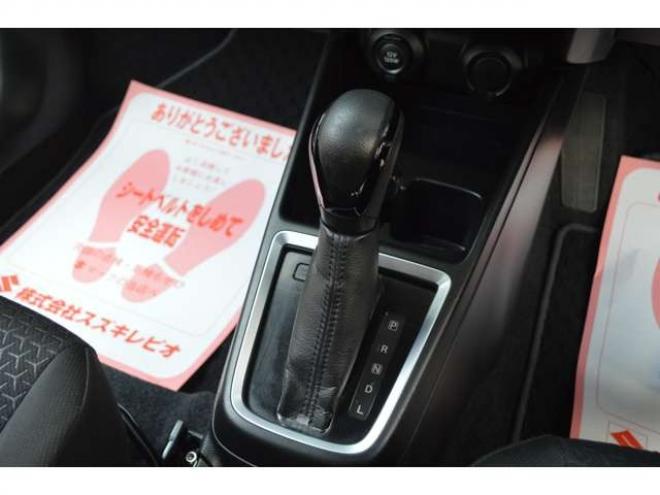 スイフト1.2 XG スズキ セーフティサポート非装着車 4WD　ワンオーナー車4WD横滑り防止装置ABSシートヒータードアミラーヒーターCDスマートキープッシュスタート社外15インチアルミ 1200