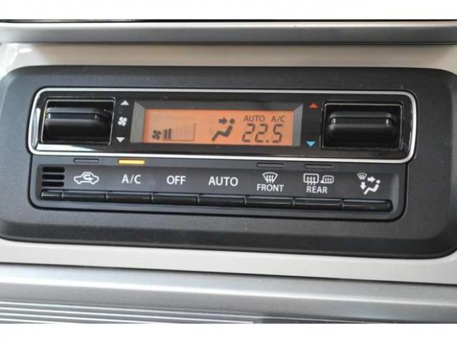 スペーシアハイブリッド X 4WD　ワンオーナー車ハイブリッド4WDターボセーフティサポート搭載アイドリングストップ横滑り防止装置ハイビームアシスト両側オートスライドCDシートヒーター 660