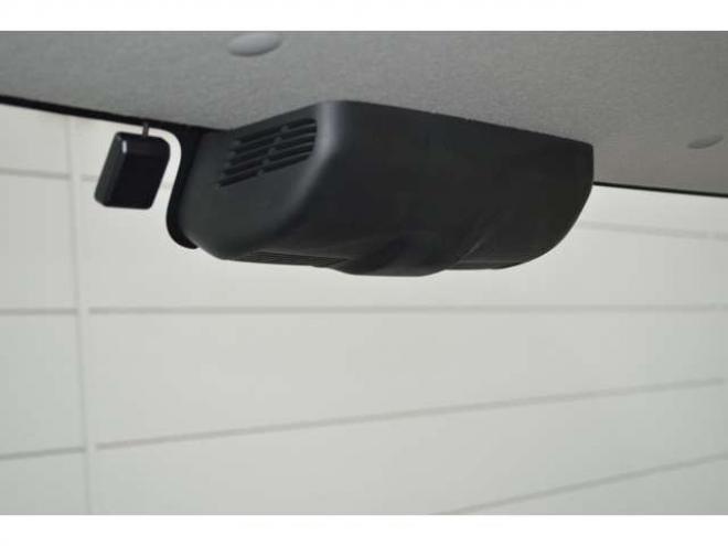 スペーシアハイブリッド X 4WD　レンタアップ車ハイブリッド4WDセーフティサポート搭載デュアルカメラブレーキサポート後退時ブレーキサポート両側オートスライドドア7インチワイドナビTVバックカメラETCハイビームアシスト 660