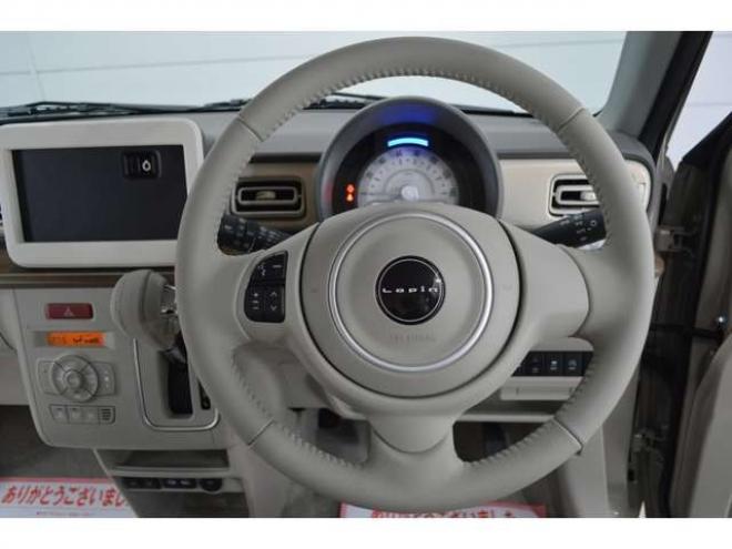 ラパンハイブリッド X 4WD　ハイブリッド4WDセーフティサポート搭載スズキコネクト対応通信機装着車アイドリングストップ全方位モニター用カメラパッケージハイビームアシストLEDライト 登録済未使用車 660