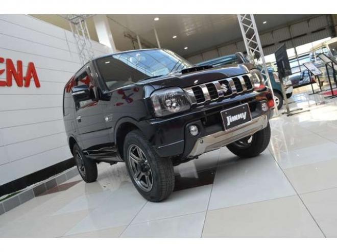 ジムニーランドベンチャー 4WD　ワンオーナー特別仕様車4WDターボCDハーフレザーシートヒーターウインカーミラーヒーター 660