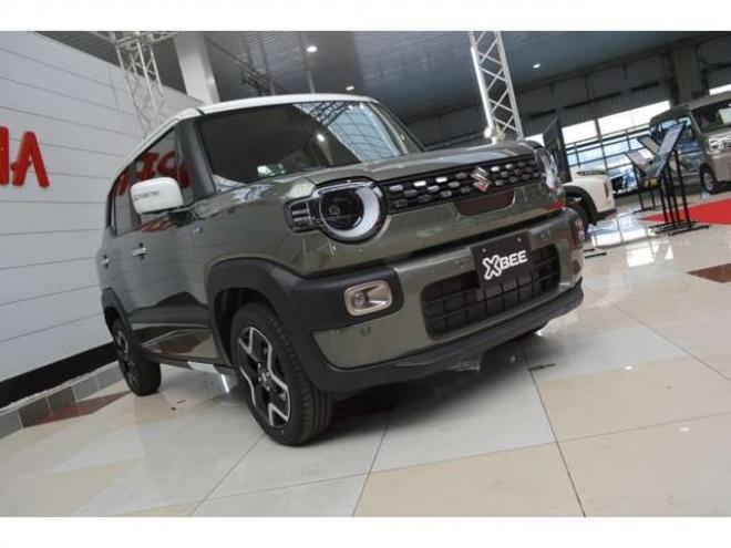 クロスビー1.2 ハイブリッド MZ アップグレードパッケージ装着車 4WD　ハイブリッド4WDセーフティサポート搭載スズキコネクト対応通信機装着車アップグレードパッケージ全方位モニター付9インチナビTVバックカメラアダプティブクルーズコントロールLEDライト 登録済未使用車 1200