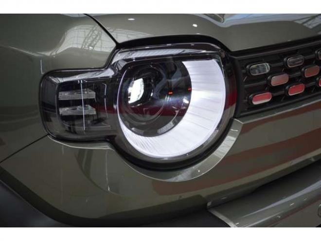 クロスビー1.2 ハイブリッド MZ アップグレードパッケージ装着車 4WD　ハイブリッド4WDセーフティサポート搭載スズキコネクト対応通信機装着車アップグレードパッケージ全方位モニター付9インチナビTVバックカメラアダプティブクルーズコントロールLEDライト 登録済未使用車 1200