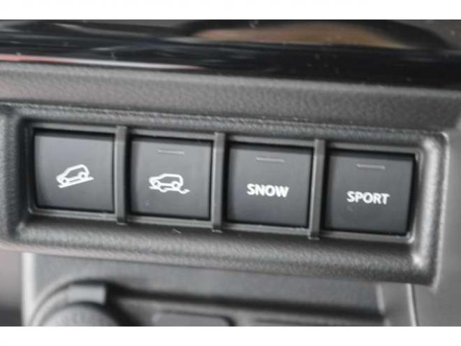 クロスビー1.2 ハイブリッド MZ アップグレードパッケージ装着車 4WD　ハイブリッド4WDセーフティサポート搭載スズキコネクト対応通信機装着車アップグレードパッケージ全方位モニター付9インチナビTVバックカメラアダプティブクルーズコントロールLEDライト 登録済未使用車 1200