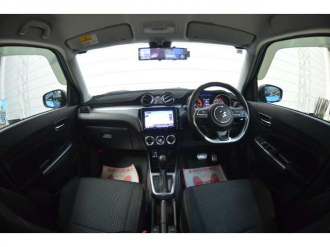 スイフト1.2 ハイブリッド RS セーフティパッケージ装着車 4WD　ワンオーナー車ハイブリッド4WDパドルシフトセーフティサポート搭載アイドリングストップ全方位モニター付8インチナビTVバックカメラLEDライトアダプティブクルーズコントロールドラレコ 1200