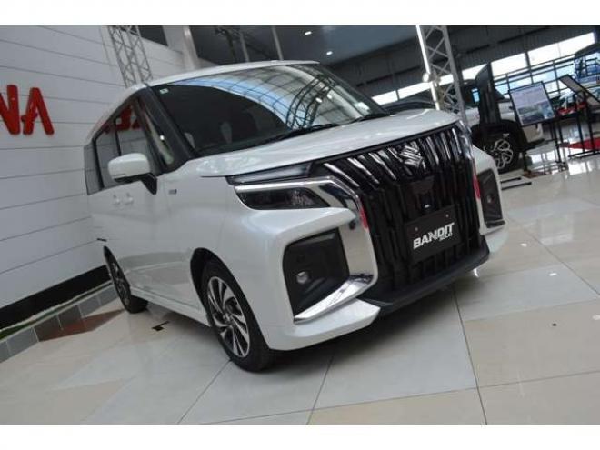 ソリオ1.2 バンディット ハイブリッド MV 4WD　レンタアップ車ハイブリッド4WDセーフティサポート搭載スズキコネクト対応通信機装着車アダプティブクルーズコントロールハイビームアシスト全方位モニター9インチナビ両側オートスライドドアETCドラレコ 1200