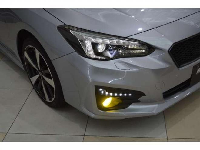 インプレッサスポーツ 2.0 i-S アイサイト 4WD　ワンオーナー車アイサイト4WDアドバンスセーフティパッケージ8インチ純正ナビTVバックカメラETCドラレコパワーシートLEDライトアダプティブクルーズコントロールデジタルインナーミラーパーキングセンサー 2000