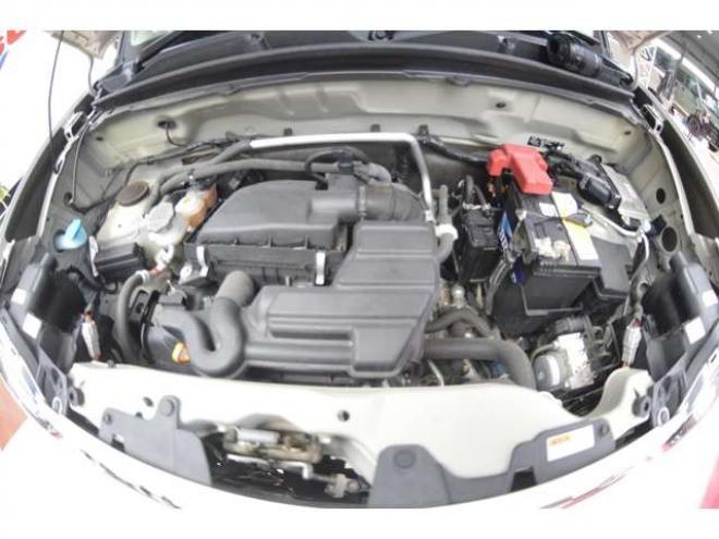 ハスラーJスタイルIII 4WD　ワンオーナー車Sエネチャージ4WDセーフティサポート搭載アイドリングストップ横滑り防止装置7インチワイドナビTVハーフレザーシートヒーターLEDライト 660