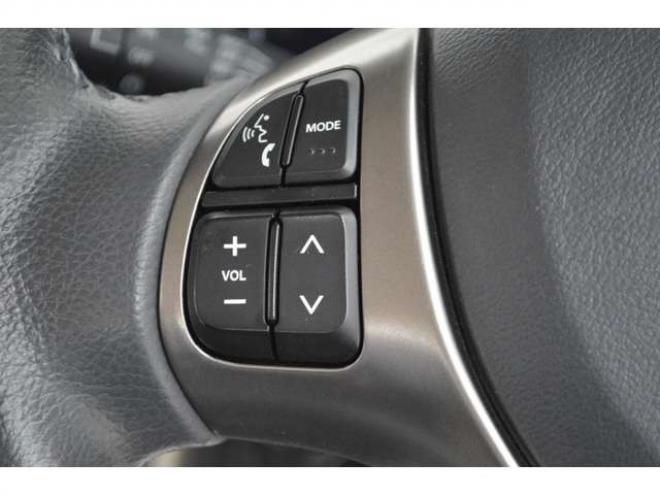 ハスラーJスタイルIII 4WD　ワンオーナー車Sエネチャージ4WDセーフティサポート搭載アイドリングストップ横滑り防止装置7インチワイドナビTVハーフレザーシートヒーターLEDライト 660