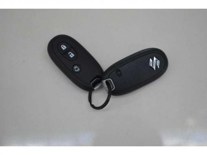 ソリオ1.2 G 4WD　ワンオーナー車4WD横滑り防止装置オートスライドドアSDナビTVライトレベライザーETCシートヒータースマートキー 1200