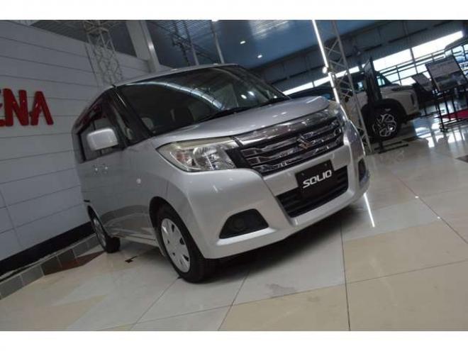 ソリオ1.2 G 4WD　ワンオーナー車4WD横滑り防止装置オートスライドドアSDナビTVライトレベライザーETCシートヒータースマートキー 1200