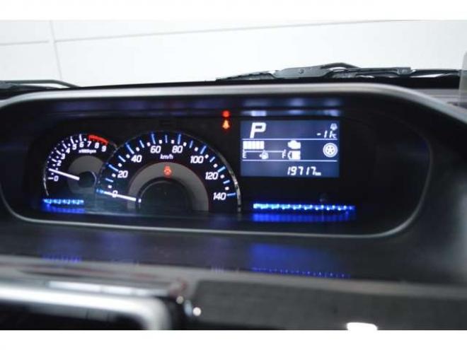 ワゴンRスティングレー ハイブリッド X 4WD　ワンオーナー車ハイブリッド4WDセーフティサポート搭載アイドリングストップ全方位モニター8インチナビTVバックカメラLEDライトヘッドアップディスプレイ横滑り防止装置 660