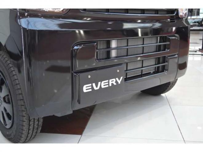 エブリィJリミテッド ハイルーフ 4WD　届出済未使用車4WDターボハイルーフセーフティサポート搭載アイドリングストップ両側オートスライドドア7インチワイドディスプレイオーディオハイビームアシストLEDライト後退時ブレーキサポート 660