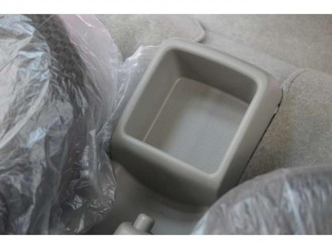 エブリィジョイン ハイルーフ　届出済未使用車4WDインパネCVTセーフティサポート搭載アイドリングストップ横滑り防止装置バックアイカメラディスプレイオーディオハイビームアシストLEDライト 660