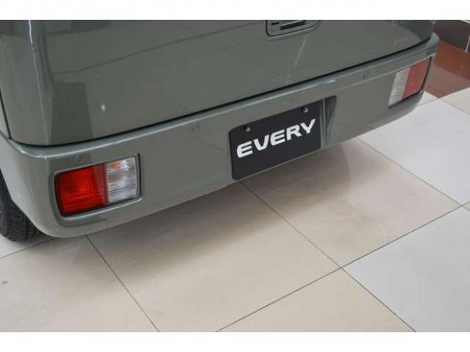 エブリィジョイン ハイルーフ　届出済未使用車4WDインパネCVTセーフティサポート搭載アイドリングストップ横滑り防止装置バックアイカメラディスプレイオーディオハイビームアシストLEDライト 660