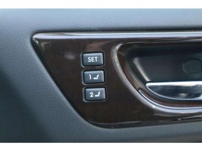 レガシィB4 2.5 4WD　純正フルセグナビ　ETC　ドライブレコーダー　シートヒーター　LEDヘッドライト　ヘッドライトウォッシャー　電動パーキングブレーキ 2500