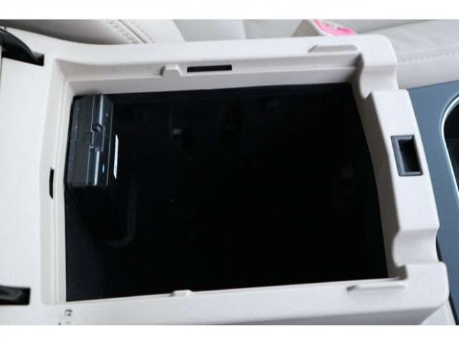 レガシィB4 2.5 4WD　純正フルセグナビ　ETC　ドライブレコーダー　シートヒーター　LEDヘッドライト　ヘッドライトウォッシャー　電動パーキングブレーキ 2500