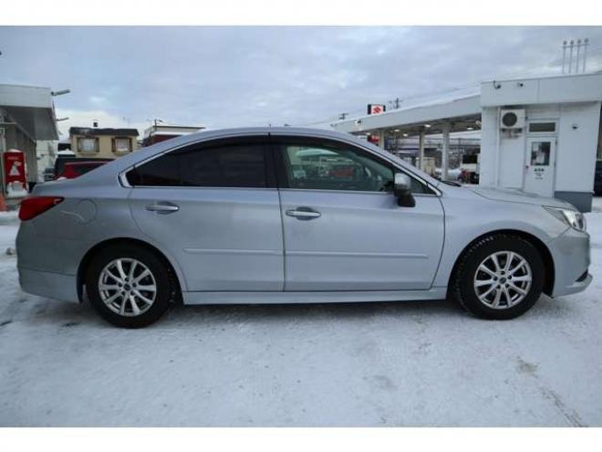 レガシィB4 2.5 4WD　純正フルセグナビ　ETC　ドライブレコーダー　シートヒーター　LEDヘッドライト　ヘッドライトウォッシャー　電動パーキングブレーキ 2500