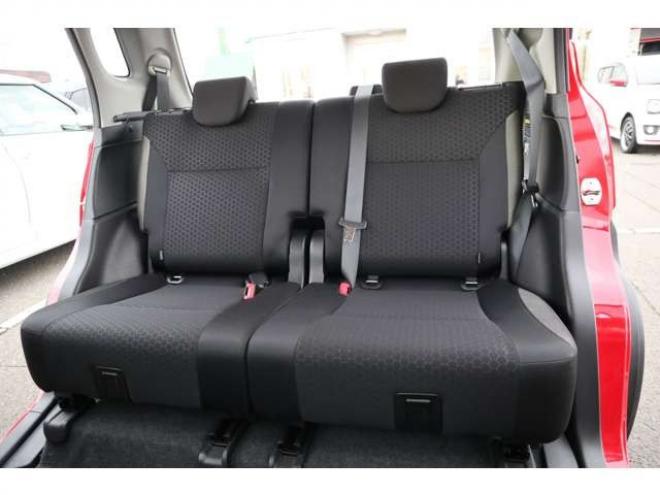 クロスビー1.0 ハイブリッド MX スズキ セーフティ サポートパッケージ装着車 4WD　CDプレイヤー　シートヒーター　アイドリングストップ　パーキングセンサー　デュアルセンサーブレーキサポート　ヒルディセントコントロール 1000