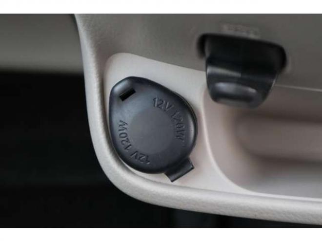 デイズS 4WD　CDプレイヤー　エマージェンシーブレーキ　運転席シートヒーター　踏み間違い衝突防止アシスト 660