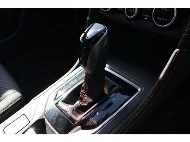 XV2.0i-L アイサイト 4WD　純正フルセグナビ　バックカメラ　ETC　純正ドラレコ　電動パーキング　LEDヘッドライト　ヘッドライトウォッシャー 2000