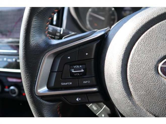 XV2.0i-L アイサイト 4WD　純正フルセグナビ　バックカメラ　ETC　純正ドラレコ　電動パーキング　LEDヘッドライト　ヘッドライトウォッシャー 2000