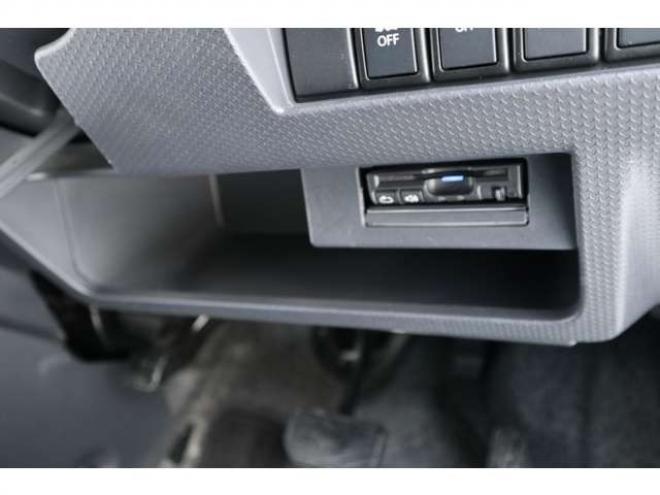 フレアクロスオーバーXS 4WD　純正CDプレイヤー　ETC　オートライト　シートヒーター　HIDヘッドライト　デュアルカメラブレーキサポート 660