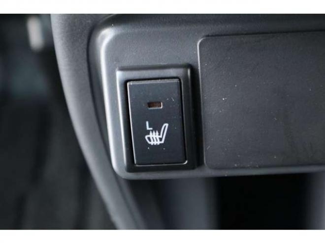 フレアクロスオーバーXS 4WD　純正CDプレイヤー　ETC　オートライト　シートヒーター　HIDヘッドライト　デュアルカメラブレーキサポート 660