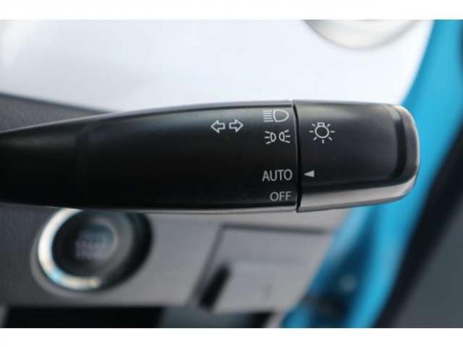 フレアクロスオーバーXS 4WD　純正CDプレイヤー　ETC　オートライト　シートヒーター　HIDヘッドライト　デュアルカメラブレーキサポート 660