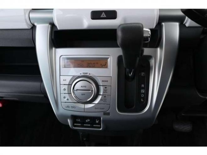 フレアクロスオーバーXS 4WD　純正CDプレイヤー　ETC　オートライト　シートヒーター　HIDヘッドライト　デュアルカメラブレーキサポート 660