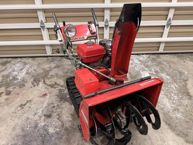 除雪機ホンダしHS80セル付き