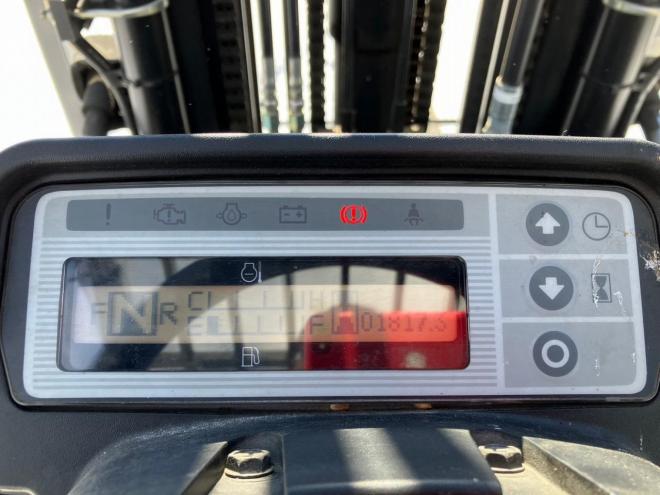 フォークリフトユニキャリア　中古　HIF4F35D　建機