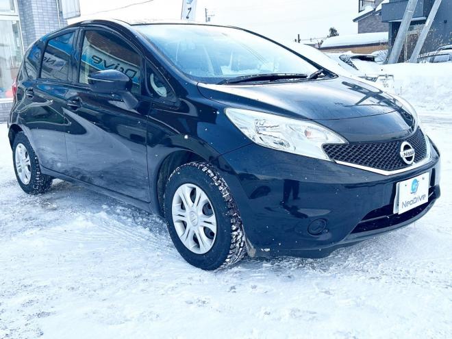 ノート1.2X FOUR Vセレクション+セーフティ 4WD　ローンが不安な方＜優遇ローン＞本州仕入　エマージェンシーブレーキ　社外ナビ 4WD