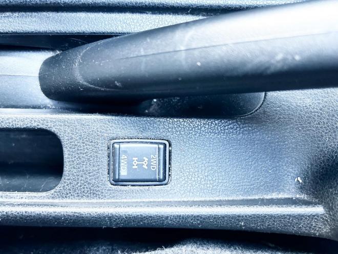 ノート1.2X FOUR Vセレクション+セーフティ 4WD　ローンが不安な方＜優遇ローン＞本州仕入　エマージェンシーブレーキ　社外ナビ 4WD