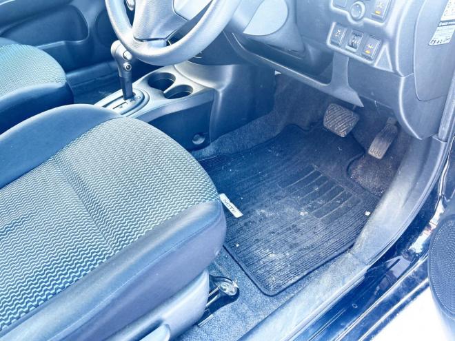 ノート1.2X FOUR Vセレクション+セーフティ 4WD　ローンが不安な方＜優遇ローン＞本州仕入　エマージェンシーブレーキ　社外ナビ 4WD