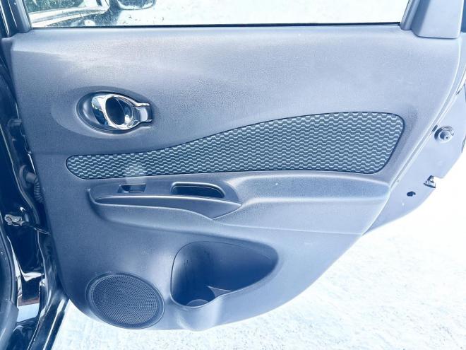 ノート1.2X FOUR Vセレクション+セーフティ 4WD　ローンが不安な方＜優遇ローン＞本州仕入　エマージェンシーブレーキ　社外ナビ 4WD