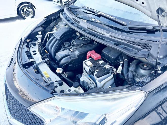 ノート1.2X FOUR Vセレクション+セーフティ 4WD　ローンが不安な方＜優遇ローン＞本州仕入　エマージェンシーブレーキ　社外ナビ 4WD